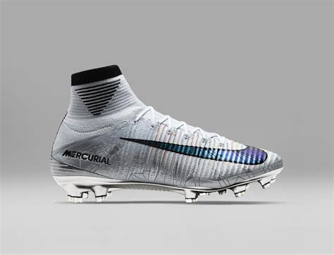 Kaufe CR7 Fußballschuhe. Nike DE